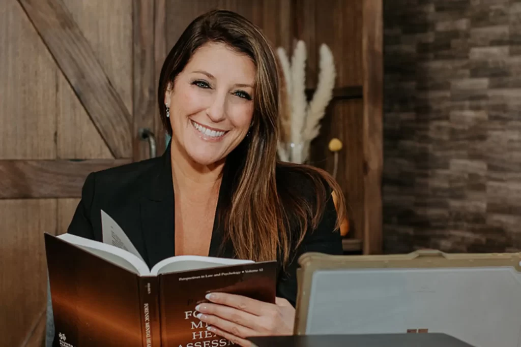 Dr. Nicole Schneider 2