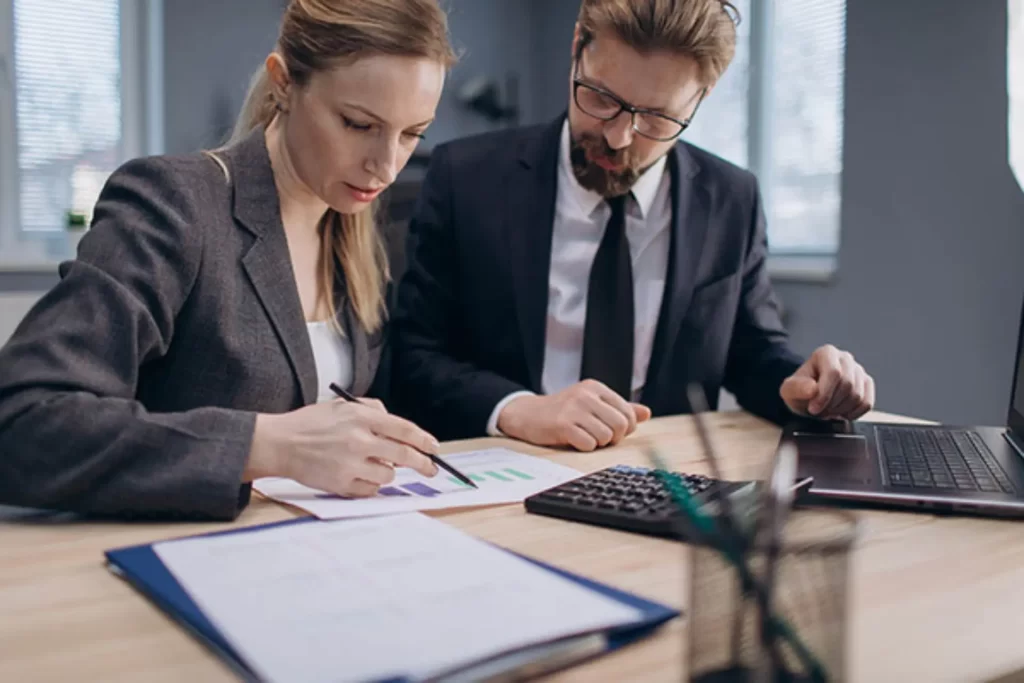 lawyer expert witness
